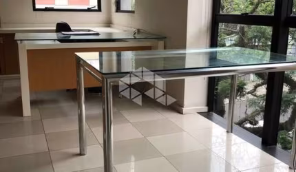 Sala comercial de 29m² no bairro Floresta