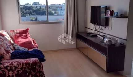 Apartamento semi novo 2 quartos e vaga de garagem em Caxias do Sul