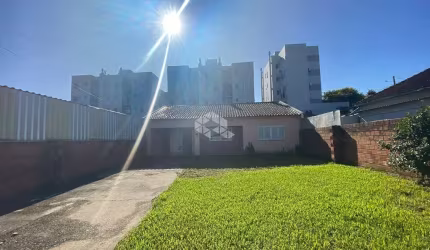 Casa próximo do Centro em Santa Cruz do Sul  02 dormitórios