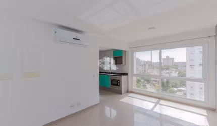 Apartamento de 2 dormitórios e vaga coberta no Bairro Passo d'areia