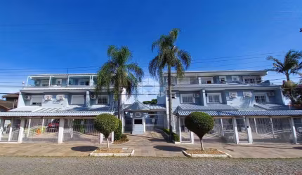 Casa Condomínio, 3 dormitórios, Suíte, Deck com Piscina, bairro Assunção