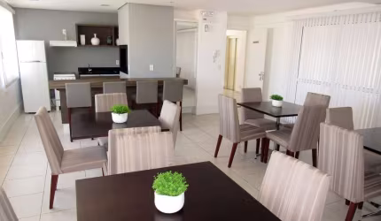Apartamento / 2 Dormitórios / suíte / garagem