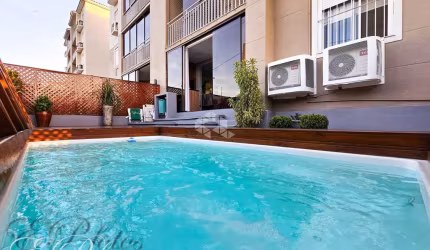 Apartamento com pátio e piscina a venda 2 quartos/dormitórios semimobiliado, churrasqueira