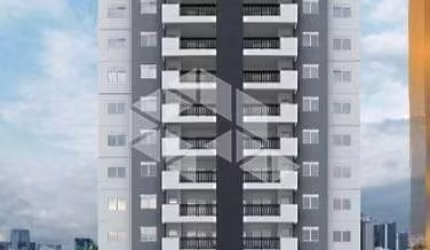 Apartamento de dois dormitórios com terraço no bairro Jardim Itália