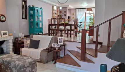 Casa em Condomínio à Venda no Jardim Isabel, Porto Alegre, com 3 Quartos (1 Suíte)
