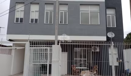 Apartamento novo com 2 dormitórios, 1 banheiro, 1 vaga no Bairro Niterói