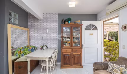 Casa em Condomínio 3 dormitórios, vaga de garagem para 2 veículos, Marechal Rondon, próximo ao parkshopping Canoas, aceita financiamento bancário.