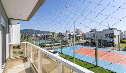 Casa com 03 quartos/dormitórios no bairro Deltaville, em Biguaçu- SC