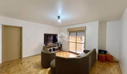 Vende-se Apartamento 2 Dormitórios + Dependência de Empregada no Centro - Frente à Unifra!