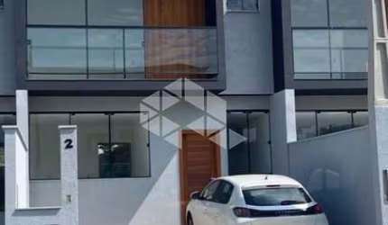 EXCELENTE GEMINADO A VENDA COM 3 QUARTOS SENDO 2 SUÍTES NO JARDIM SOFIA