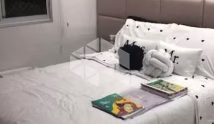 Apartamento com 2 dormitórios à venda, 56 m² por R$ 320.000 - Sacomã - São Paulo/SP