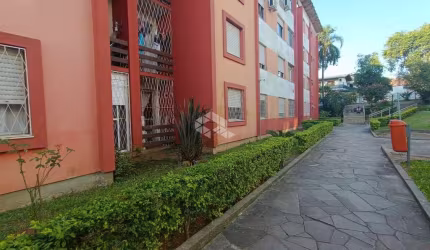 APARTAMENTO TERRÉO COM  3 DORMITÓRIOS E VAGA ROTATIVA