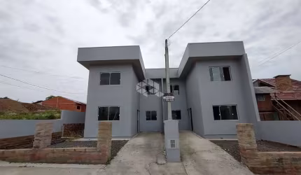 Duplex de esquina,  João Alves com pátio