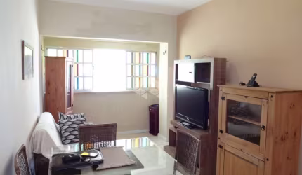Apartamento à venda de 01 quarto na rua General João Manoel no Centro Histórico em Porto Alegre / RS.