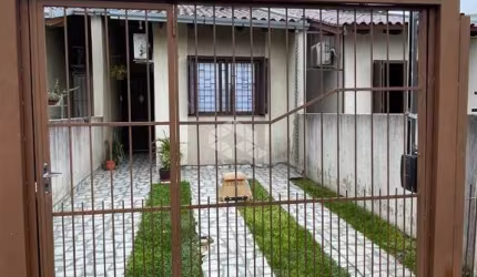 Casa terrea no Jardim do Bosque em Cachoeirinha