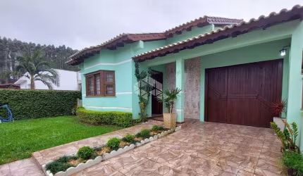 CASA MOBILIADA COM 3 DORMITÓRIOS NO JARDIM DOS LAGOS