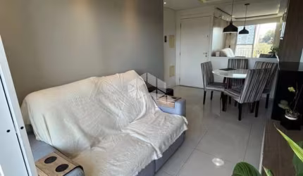 Apartamento à venda 2 quartos e 1 vaga no bairro Morro Santana