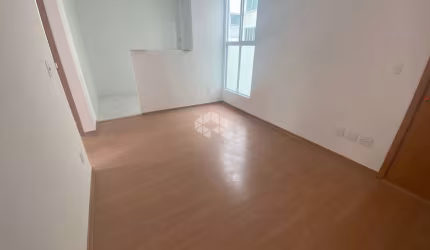 APARTAMENTO À VENDA COM 2 QUARTOS E 1 VAGA DE GARAGEM NO BAIRRO AREIAS EM SÃO JOSÉ/SC