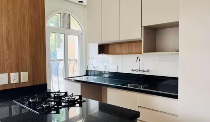 Apartamento Semimobiliado com 2 dormitórios a 1 quadra da Catedral de Canela