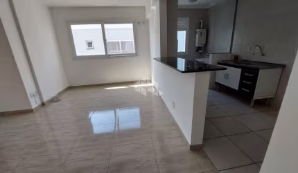 Apartamento de 2 dormitórios com vista permanente e churrasqueira