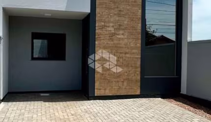 Casa 2 dormitórios 1 suíte, banheiro social  vaga para 2 carros, Bairro Primor -Sapucaia do Sul