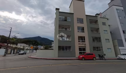 Apartamento mobiliado 1 suíte + 2 quartos/dormitórios no bairro Amizade em Jaraguá do Sul, SC