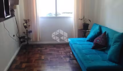 Apartamento térreo no Jardim Botânico em Porto Alegre de 2 dormitórios e vaga