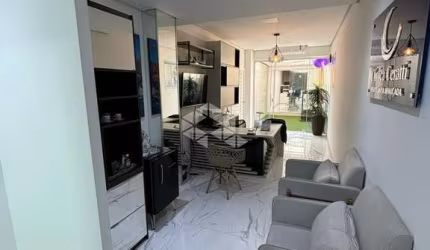 Sala comercial reformada no bairro Moinhos de Vento