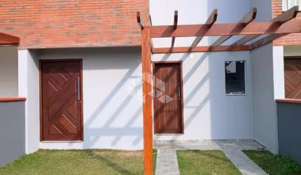 CASAS GEMINADAS COM 3 QUARTOS, SENDO 1 SUÍTE, A VENDA EM CONDOMÍNIO FECHADO NO ITAUM