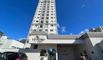 Apartamento com dois dormitórios sendo 1 suíte, 1 vaga de garagem em Itapema, Taboleiro das Oliveiras