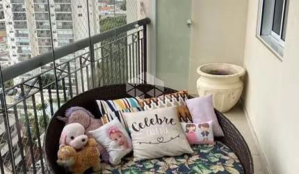 Apartamento à venda na Vila Prudente, com 2 quartos.