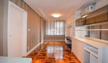 APARTAMENTO COM 3 QUARTOS E 1 VAGA DE GARAGEM NO BAIRRO CENTRO EM FLORIANÓPOLIS/SC