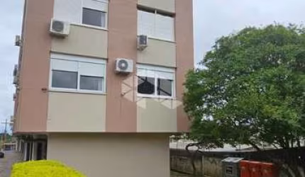Apartamento 1 dormitório com 1 vaga de garagem coberta no Bairro Nonoaí