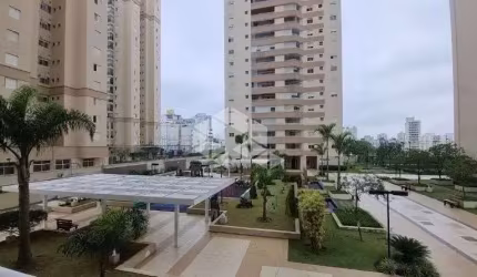 Apartamento em Jardim Zaira