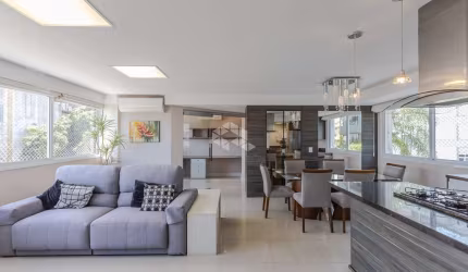 Apartamento 2 dormitórios, semimobiliado, 95m2 privativos, 2 vagas no bairro Auxiliadora!