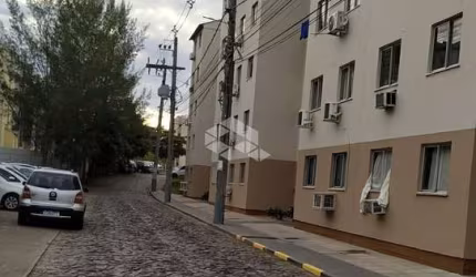Apartamento 2 dormitórios com vaga de estacionamento Bairro Olaria Canoas RS