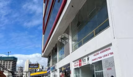 Sala Comercial a Venda, com 90,53 m2, 1 vaga garagem