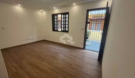 Casa de Condomínio em Cambuci