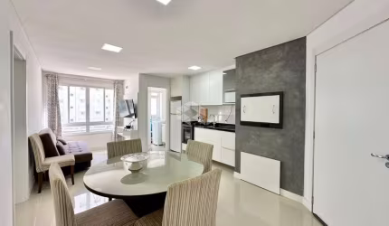 Apartamento 2 quartos, sendo 1 suíte a duas quadras do mar de Capão da Canoa