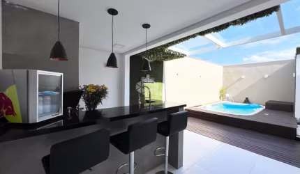 Casa  em condomínio, com piscina107m² 03 dormitórios, 02 vagas  no Bairro Mathias Velho em Canoas