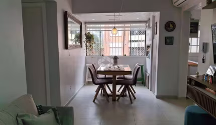 Apartamento a venda com 58m² em condomínio com infra, 2 dormitórios e 1 vaga