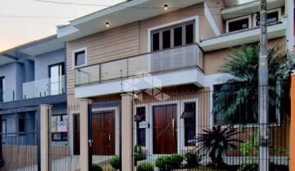 Lindo Sobrado Semi mobiliado , localizado no vale do sol em cachoeirinha