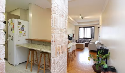 Apartamento 3 dormitórios com suite no Menino Deus