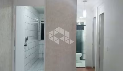 Apartamento com 53 m², 2 dormitórios, sala, cozinha, banheiro, área de serviço e 1 vaga.