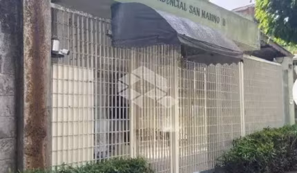 Apartamento com 53 m², 2 dormitórios, sala, cozinha, banheiro, área de serviço e 1 vaga.