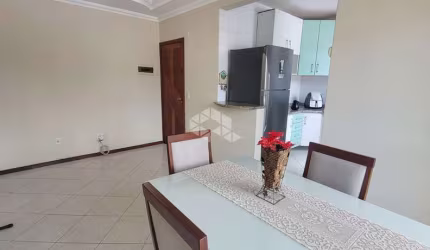 Apartamento com 3 dormitórios no Bairro Floresta, são José/SC
