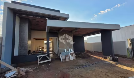 Linda casa térrea no Condomínio Terras Alpha com 140 m² á venda.