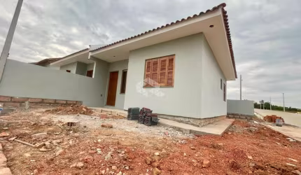 Casa geminada 02 dormitórios no bairro Esmeralda