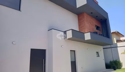 Lindo imóvel no melhor bairro de Atibaia, 153m² construídos, 3 quartos, para vender por 1.350.000,00 !