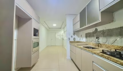 Casa em condomínio fechado no bairro São José em Canoas | 2 suítes + 2 vagas | Aceita financiamento e FGTS